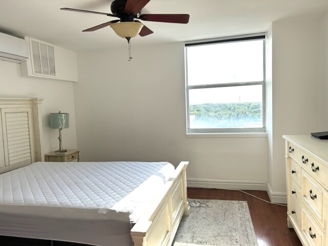 Building Photo - 4015 Bayshore Blvd