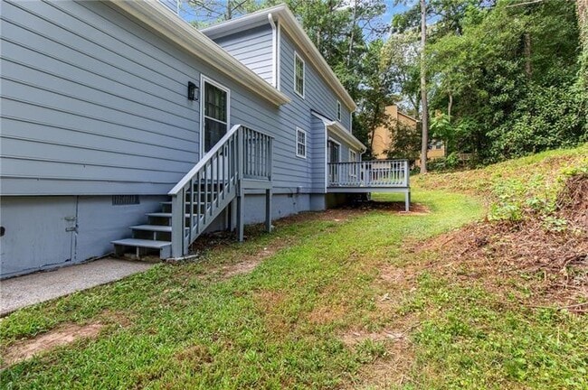 Building Photo - 4019 Shady Dr NW