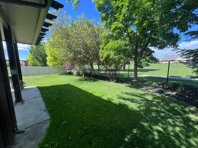 Building Photo - 2281 N 1420 W