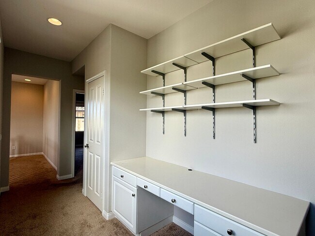 Building Photo - Gorgeous Home in Pacific Highland Ranch Co...