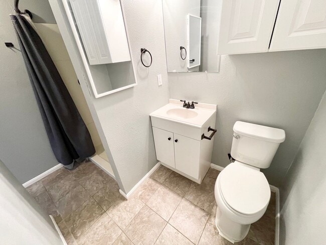 Building Photo - Cozy Studio ADU With Storage Shed