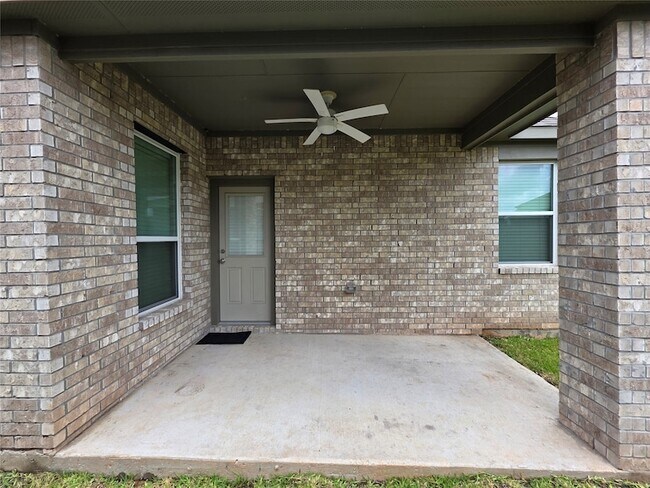 Building Photo - 1417 Sundown Gln Ln