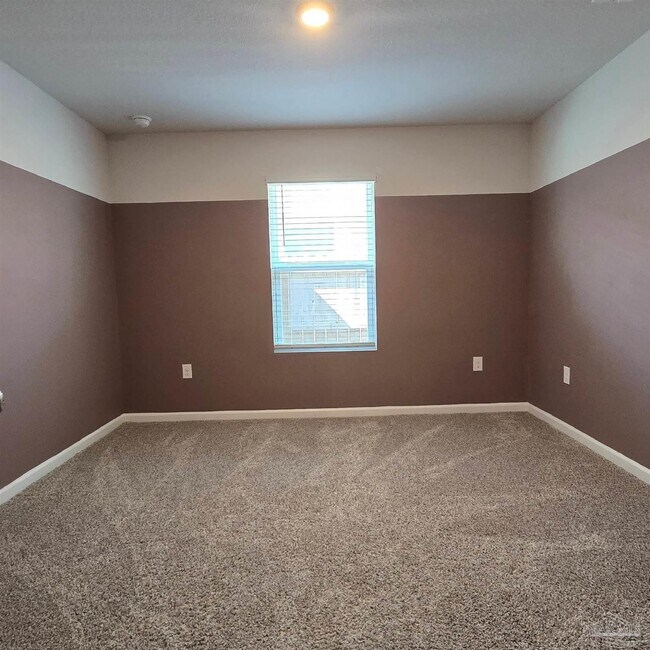 Building Photo - 4384 White Cedar Ct