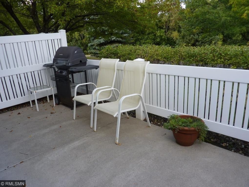 Building Photo - 3625 Vermilion Court North