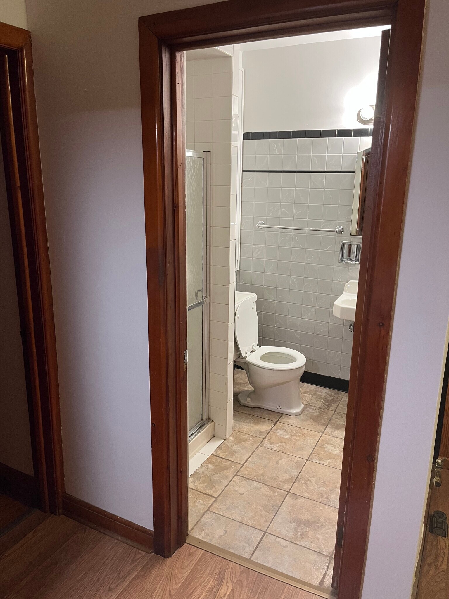 Building Photo - 2806 S Lenox St