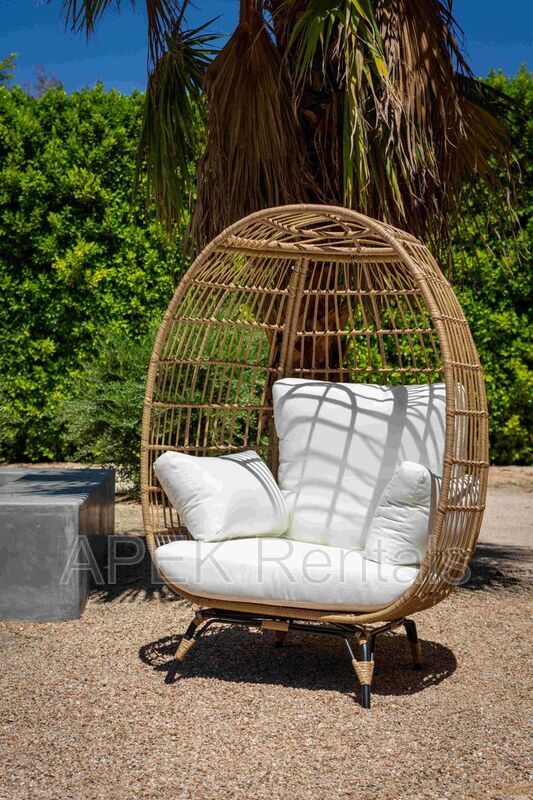 Building Photo - 2355 W Nicola Rd