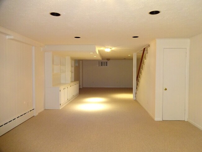 Building Photo - Wonderful Home in Prime Location!