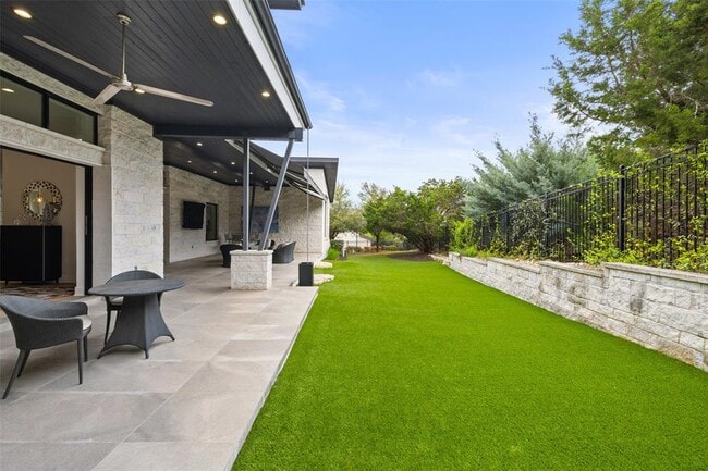 Building Photo - 4709 Pecan Chase