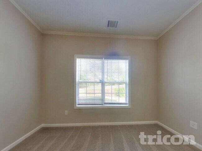 Building Photo - 308 Trail Spring Ct