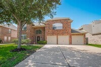 Building Photo - 21627 Cozy Hollow Ln