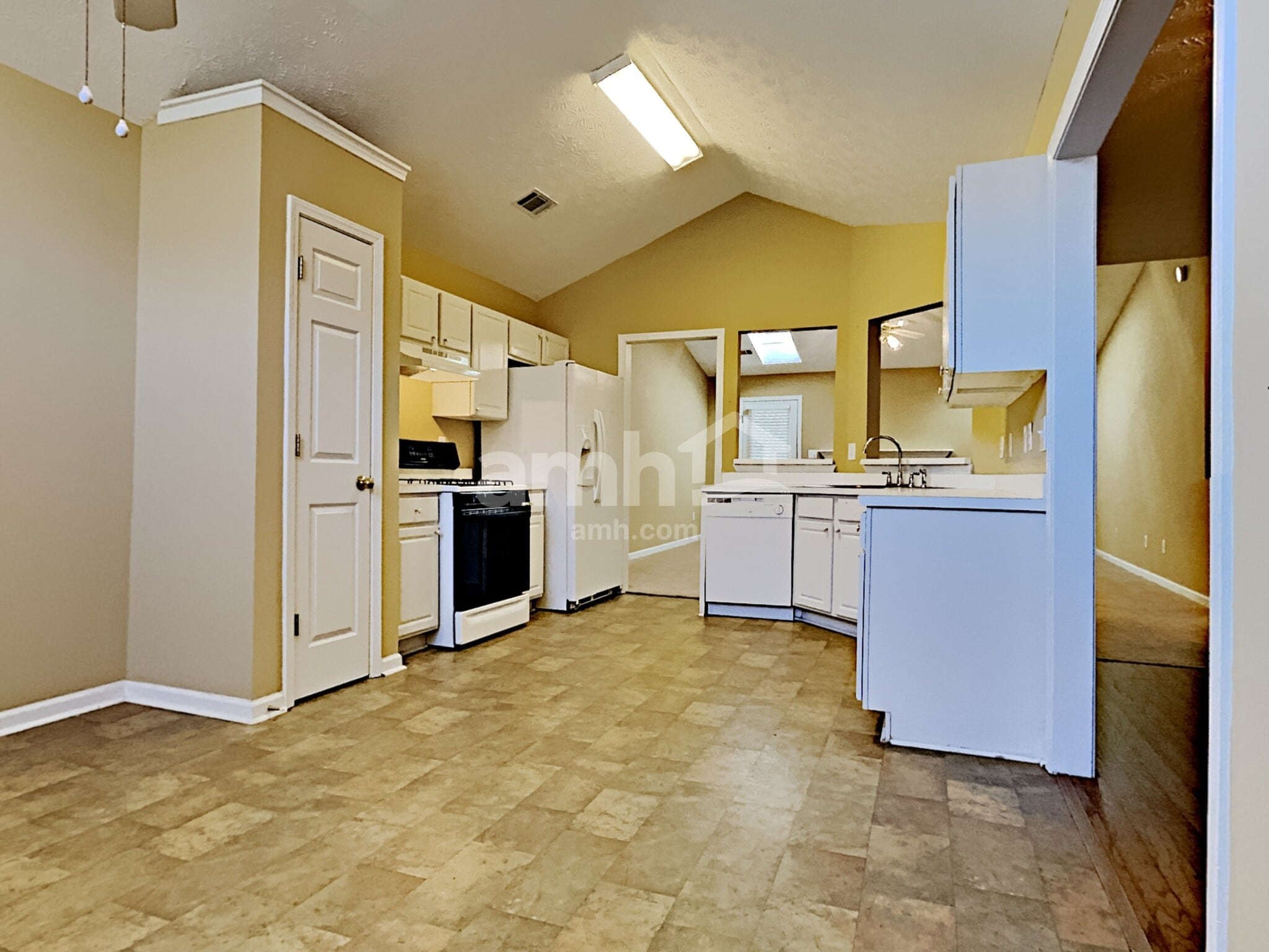 Building Photo - 4731 Gold Mine Dr