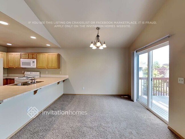 Building Photo - 10912 181st Ave Pl E