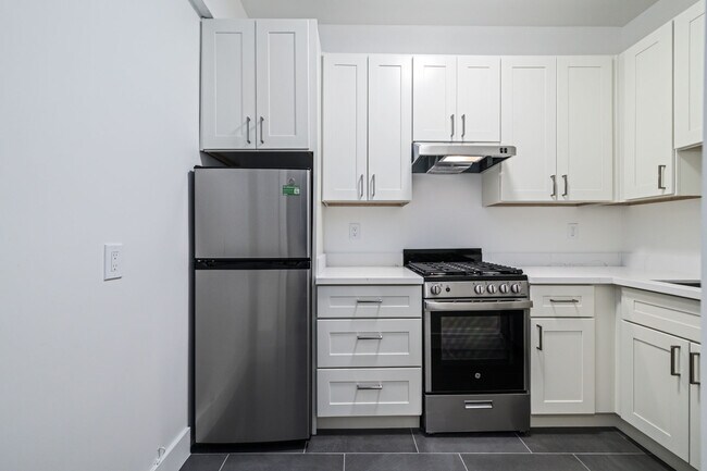 Building Photo - 455 Hyde