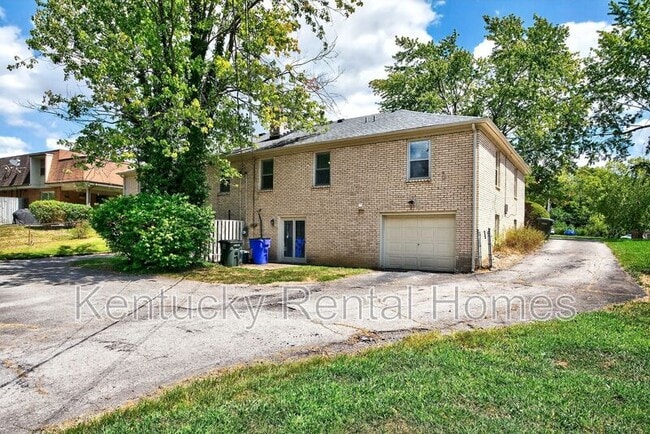 Building Photo - 3335 Wood Valley Ct