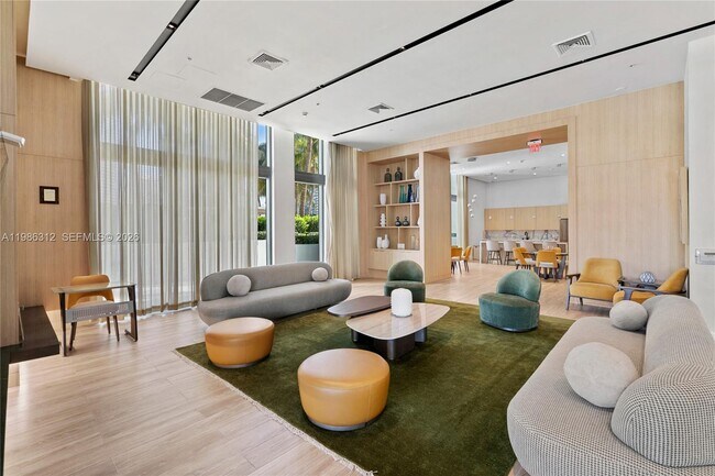 Building Photo - 90 SW 3rd St