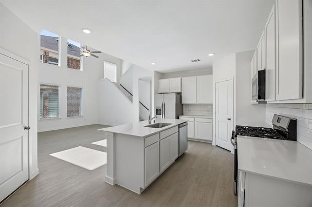 Building Photo - 2820 Brushy Lk Dr