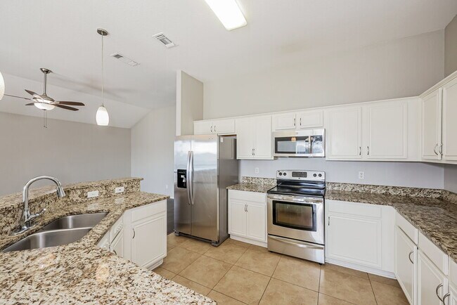 Building Photo - 2602 Pioneer Ln