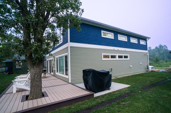 Building Photo - 1547 Norrona Ct SW