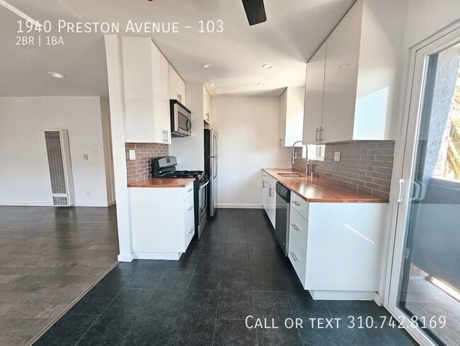 Building Photo - 1940 Preston Ave