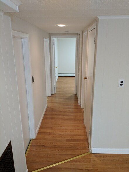 Building Photo - 153 Weigands Ln