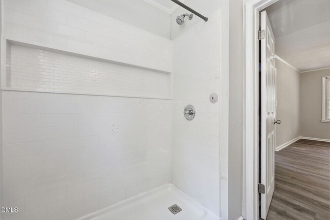 Building Photo - 608 N 16th St