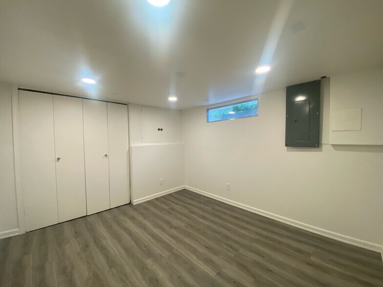 Unit 2 - 11636 59th Ave S