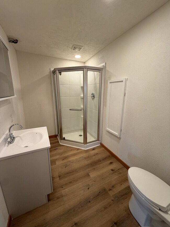 Building Photo - 511 E Harrison St