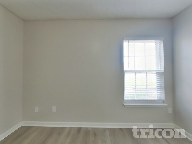 Building Photo - 2023 Fiona Way