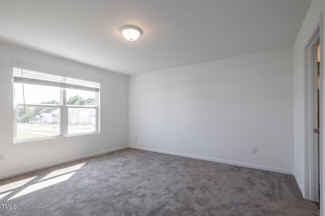 Building Photo - 1482 Rhodes Pond St