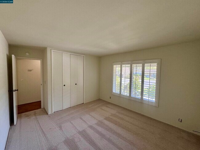 Building Photo - 103 Castle Rock Rd