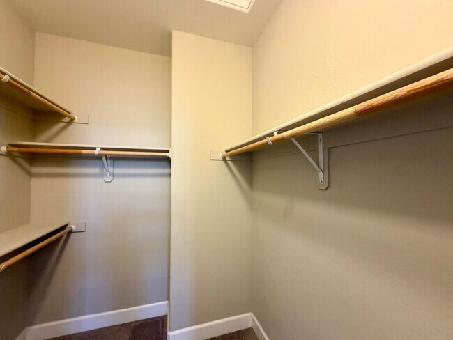 Building Photo - 1860 Sea Horse Rd