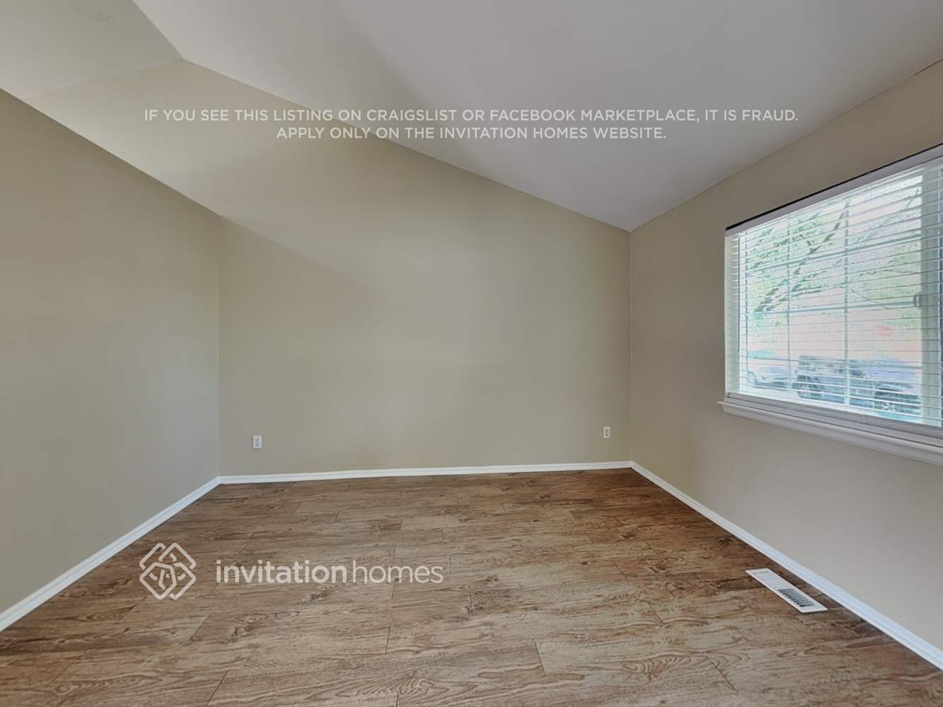 Building Photo - 5280 E 129th Way