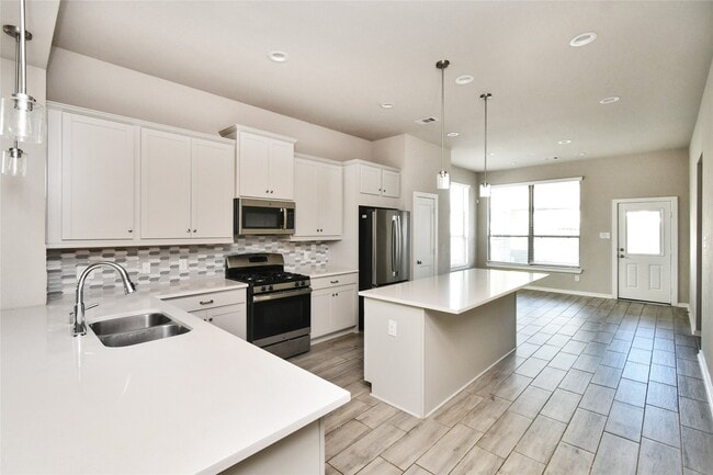 Building Photo - 939 Malibu Shr Ln