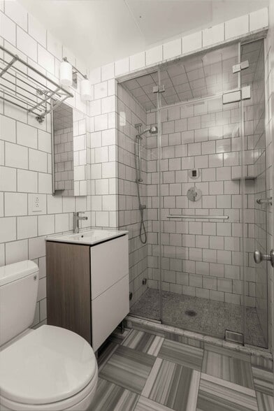 Building Photo - 242 Elizabeth St