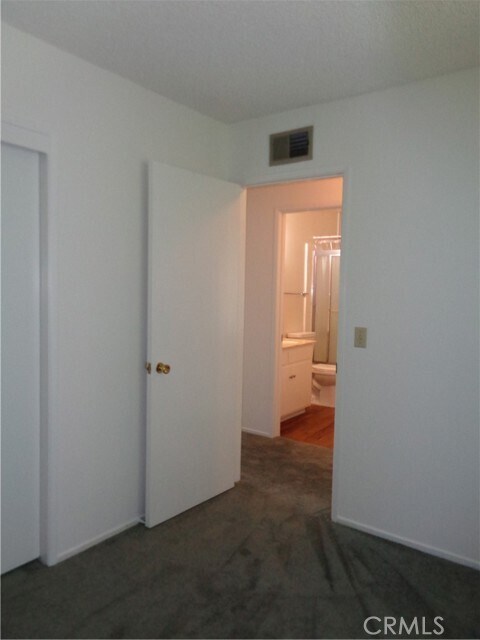 Building Photo - 8131 Foxhall Dr