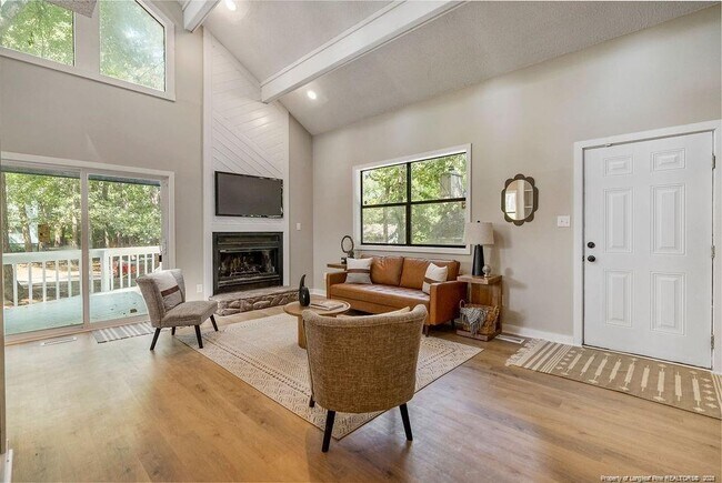 Building Photo - 417 Watergap Dr