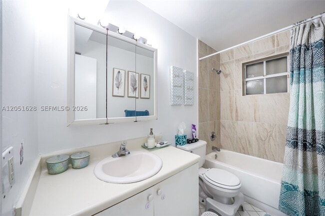 Building Photo - 301 SW 86th Ave