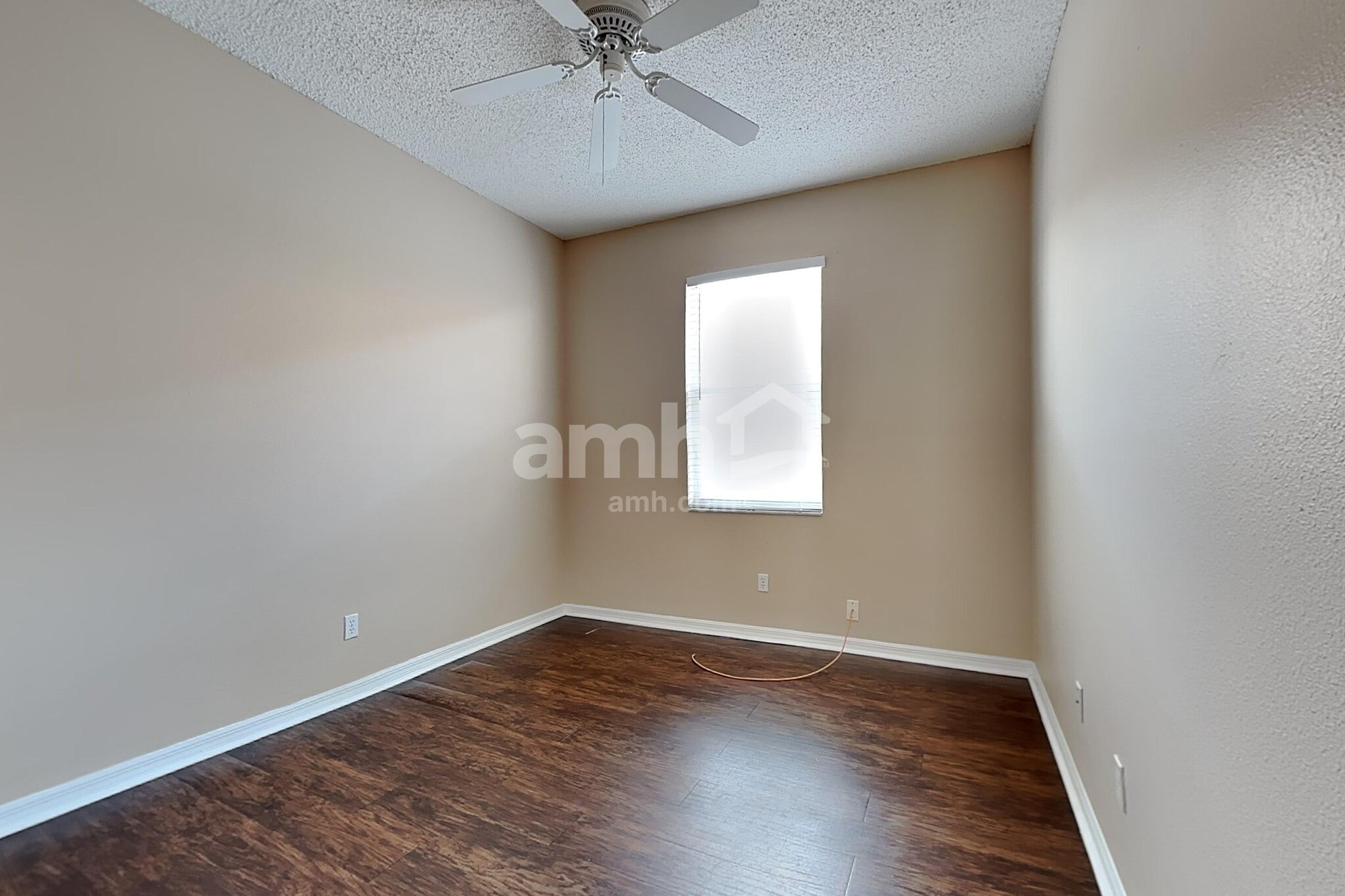 Building Photo - 443 Sand Ridge Dr