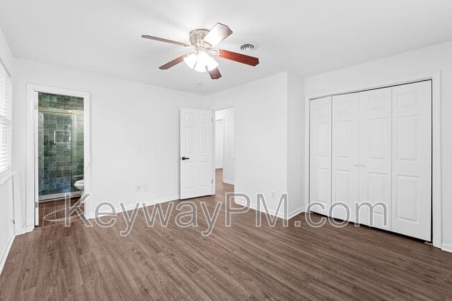 Building Photo - 3327 Cockatoo Rd