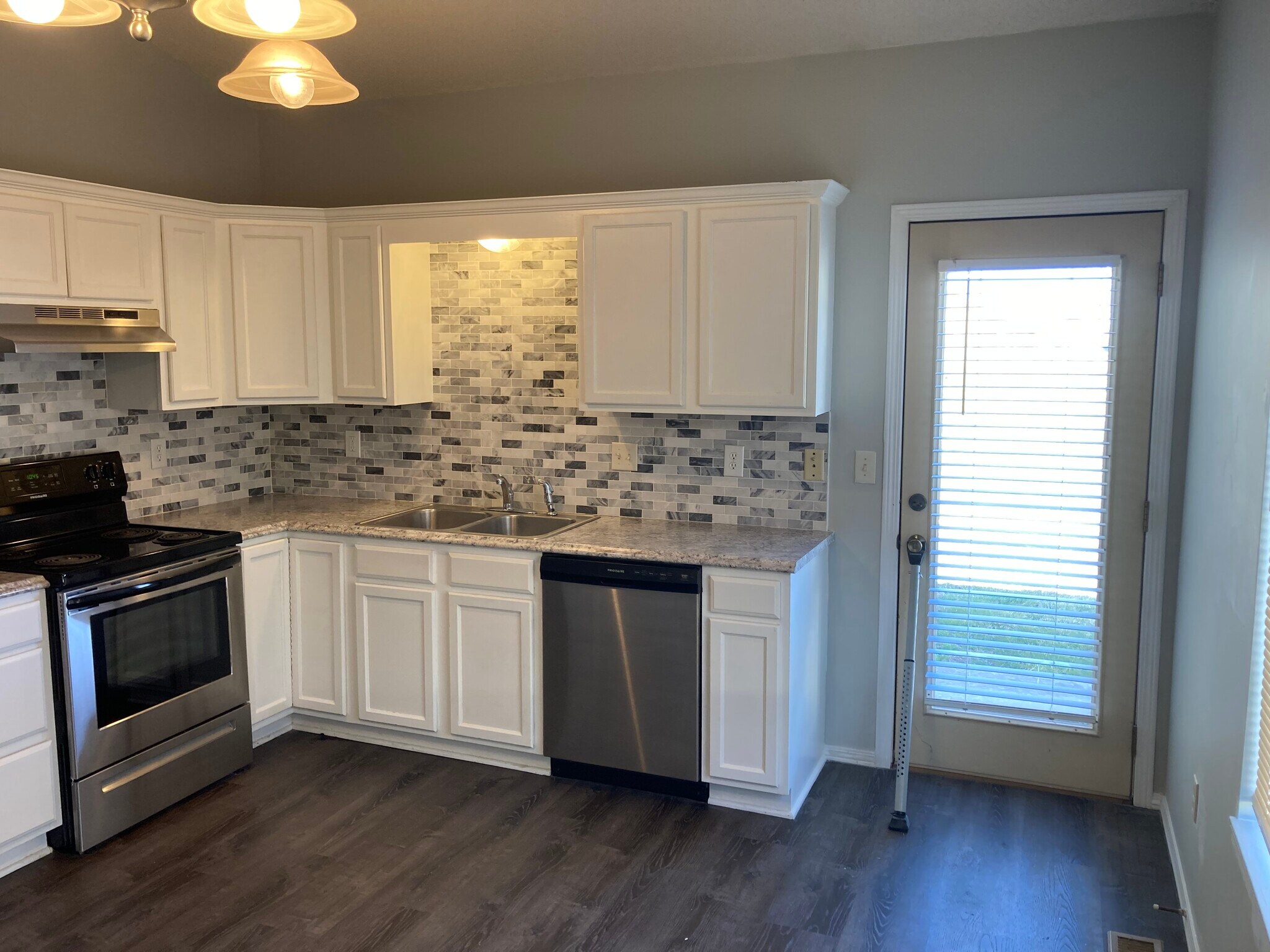 Building Photo - 9934 E Kinkaid Cir