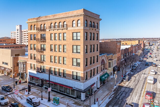 Alternate Image - Lofts on Broadway