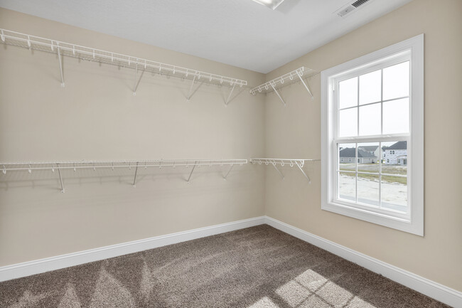Building Photo - 463 Worsley Wy