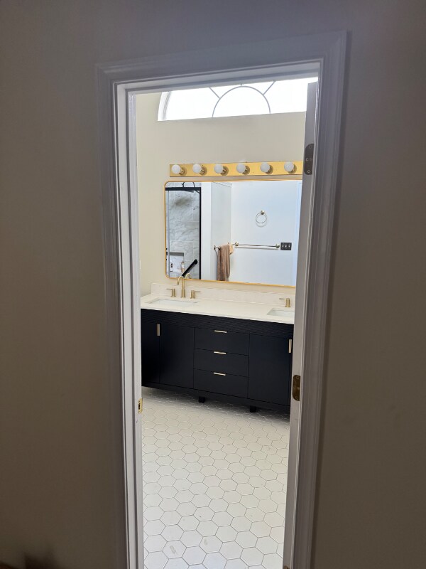 Building Photo - 229 Derosa Dr
