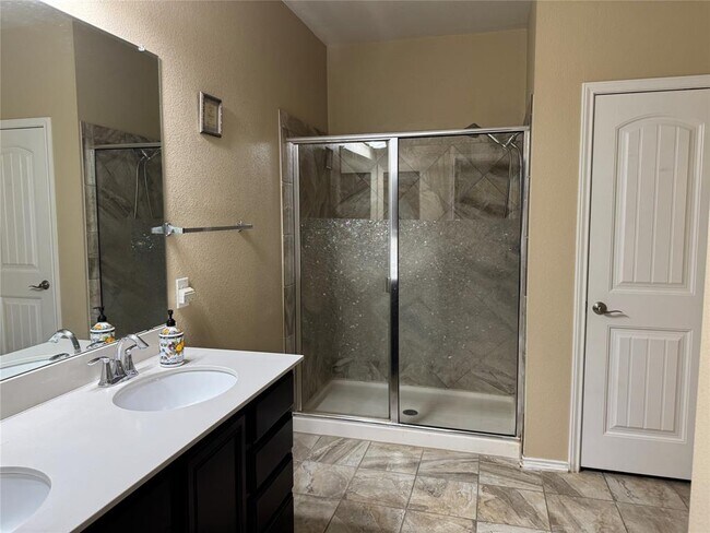 Building Photo - 14709 Fairland Drive