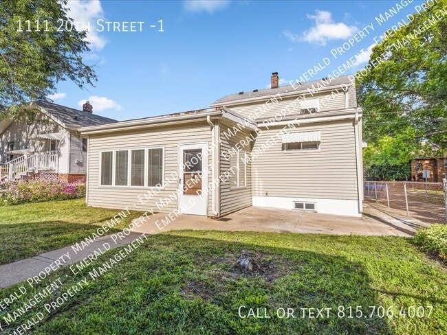 Building Photo - 1111 20th St