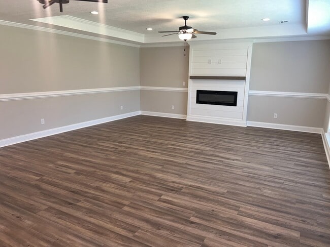 Building Photo - 7161 Paisley Cir