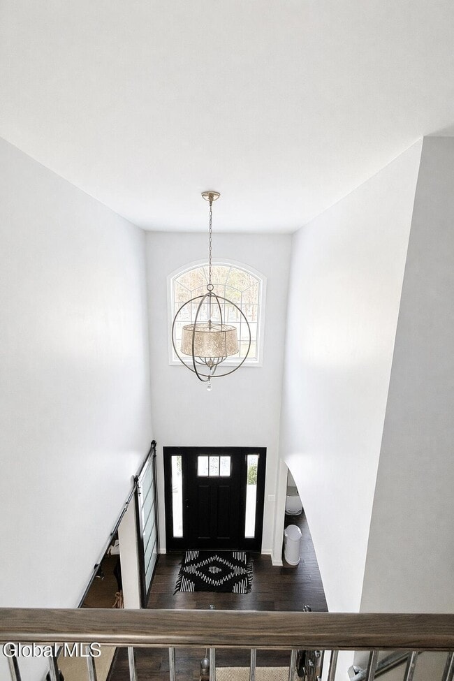 Building Photo - 40 Haywood Ln