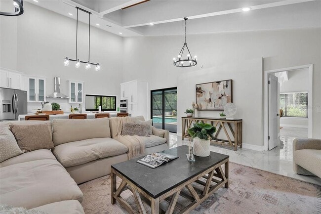 Building Photo - 4520 Pine Hollow Dr