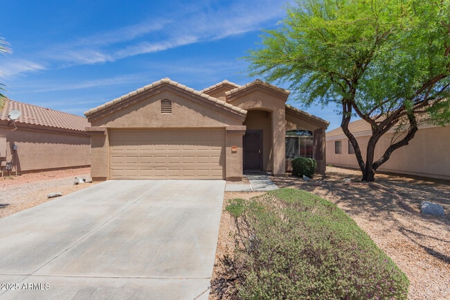 Primary Photo - 10624 W Apache St