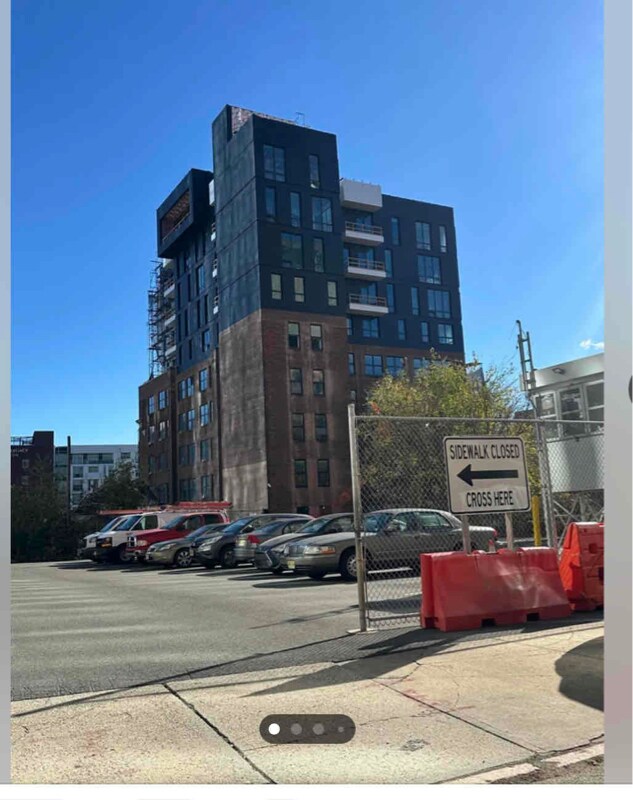 Building Photo - 303 Washington St